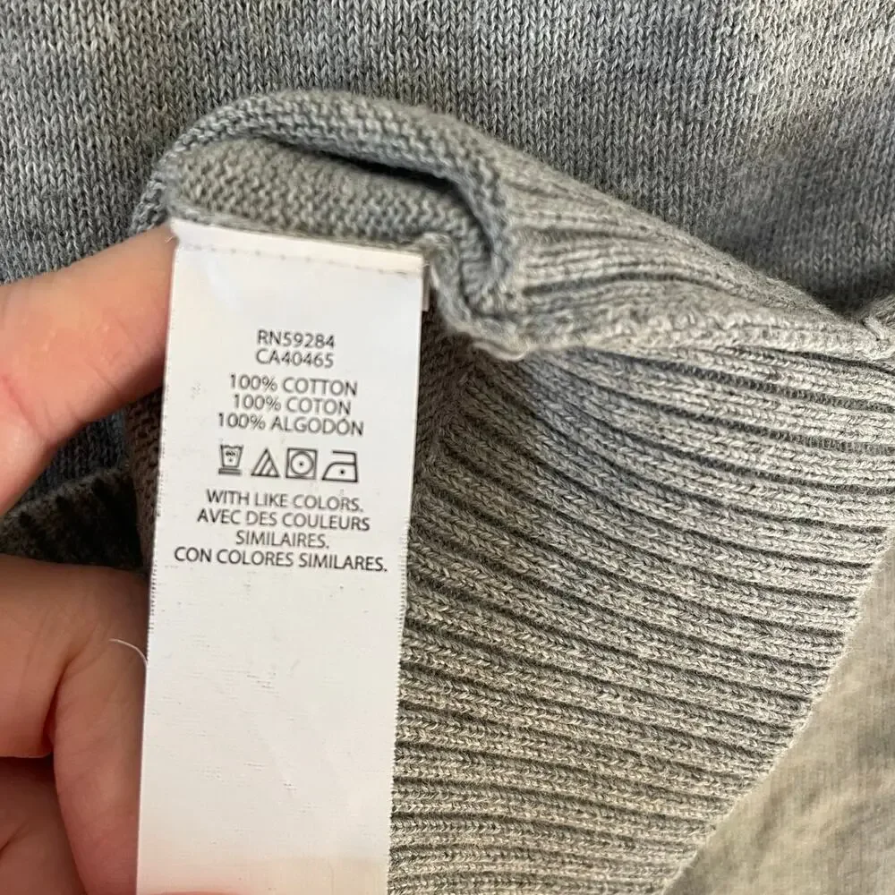 The Children's Place Gray V-Neck Sweater Boys‎ Size 5/6 Lightweight Cotton